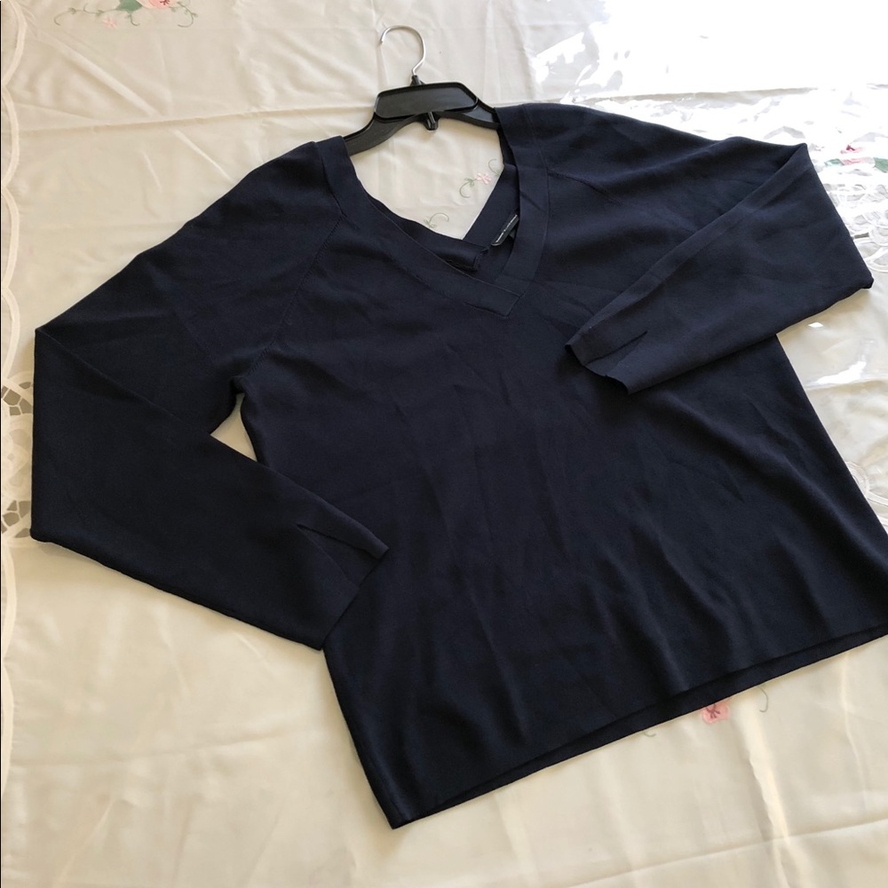 New w/ tag Double V neck sweater NWT plus size 🎁 - Picture 4 of 6